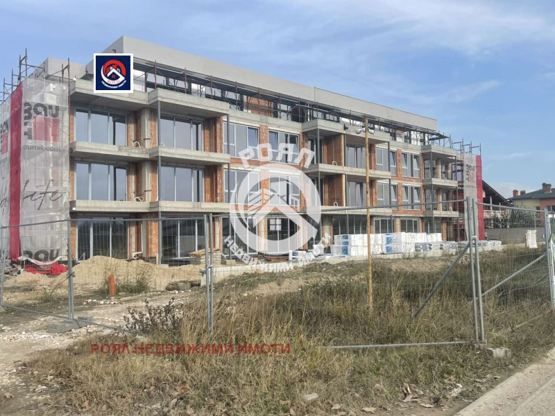 Продава 3-СТАЕН, гр. Пловдив, Остромила, снимка 2 - Апартаменти - 53027084