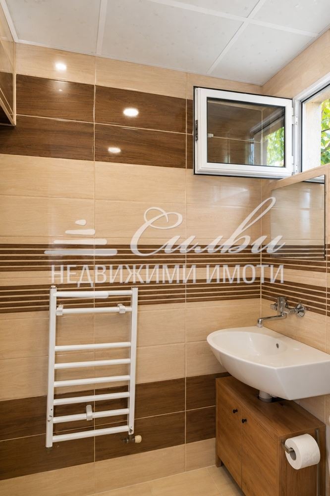 Продава ЕТАЖ ОТ КЪЩА, гр. Шумен, 2-ри корпус, снимка 15 - Етаж от къща - 55320285