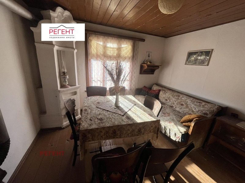 Продава КЪЩА, с. Боженците, област Габрово, снимка 2 - Къщи - 52648501