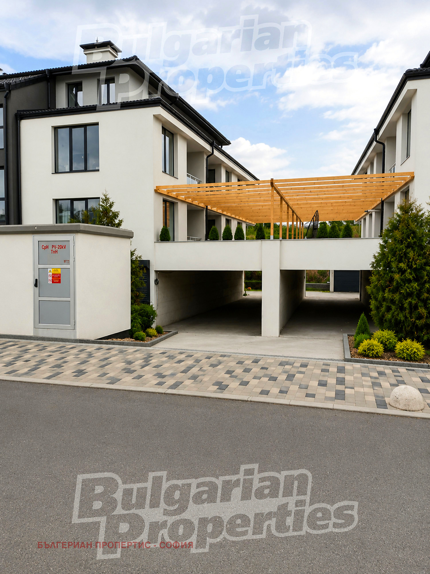 Продава ГАРАЖ, ПАРКОМЯСТО, гр. София, Младост 4