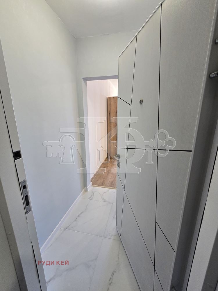 En venta  Estudio Varna , Vladislav Varnenchik 1 , 35 metros cuadrados | 33920553 - imagen [11]