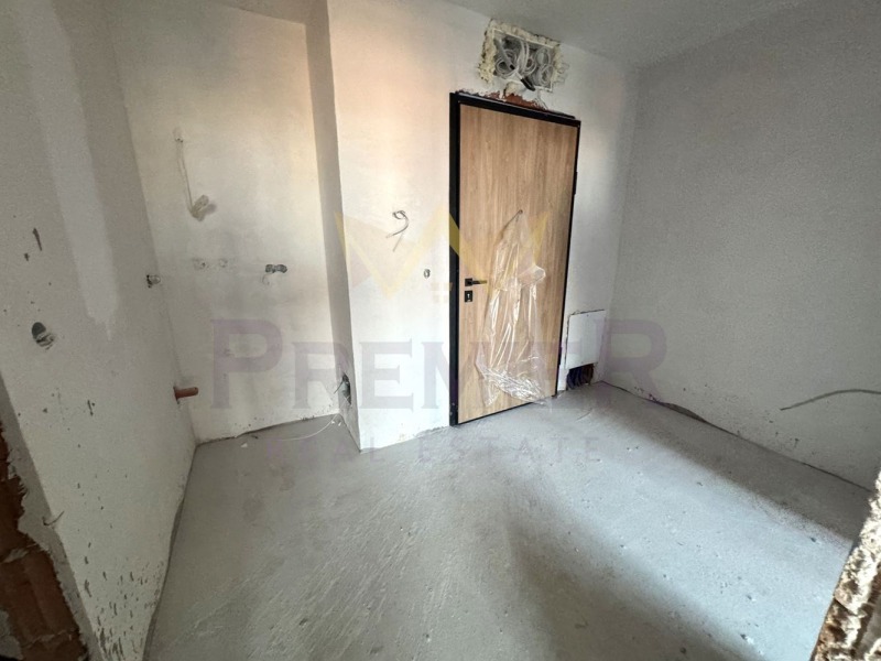 Продава 2-СТАЕН, гр. София, Полигона, снимка 2 - Апартаменти - 53429827