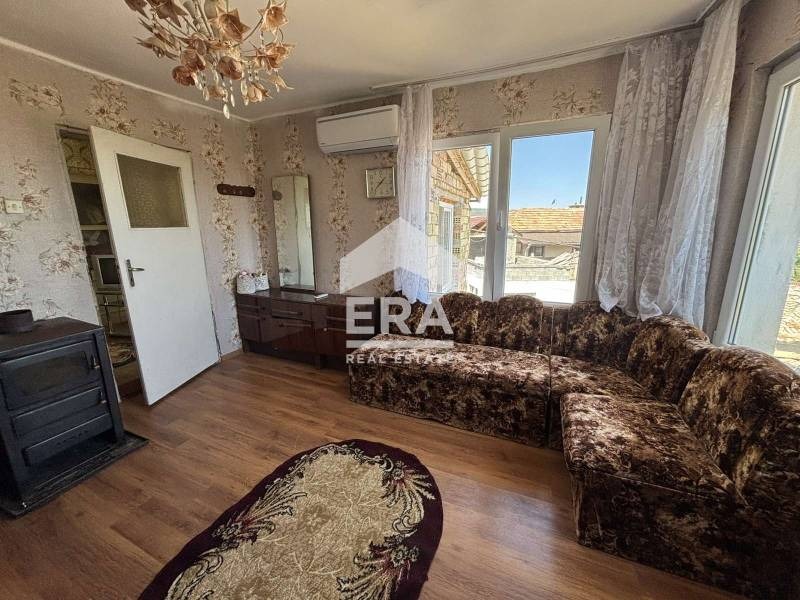 Продава КЪЩА, гр. Шумен, Гривица, снимка 3 - Къщи - 53412338