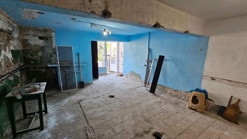 En venta  Comercio Razgrad , Varosh , 45 metros cuadrados | 50459296 - imagen [6]