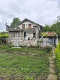 Продава ВИЛА, гр. Шумен, м-т Под Манастира, снимка 1