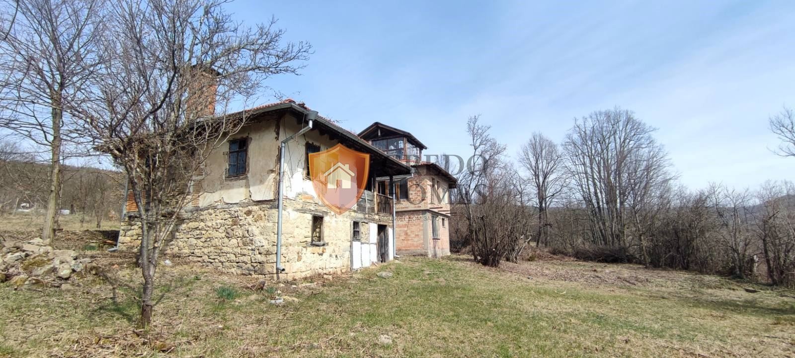 Продава КЪЩА, с. Войнежа, област Велико Търново