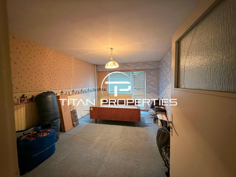 Продава 3-СТАЕН, гр. Бургас, Славейков, снимка 3 - Апартаменти - 52688036