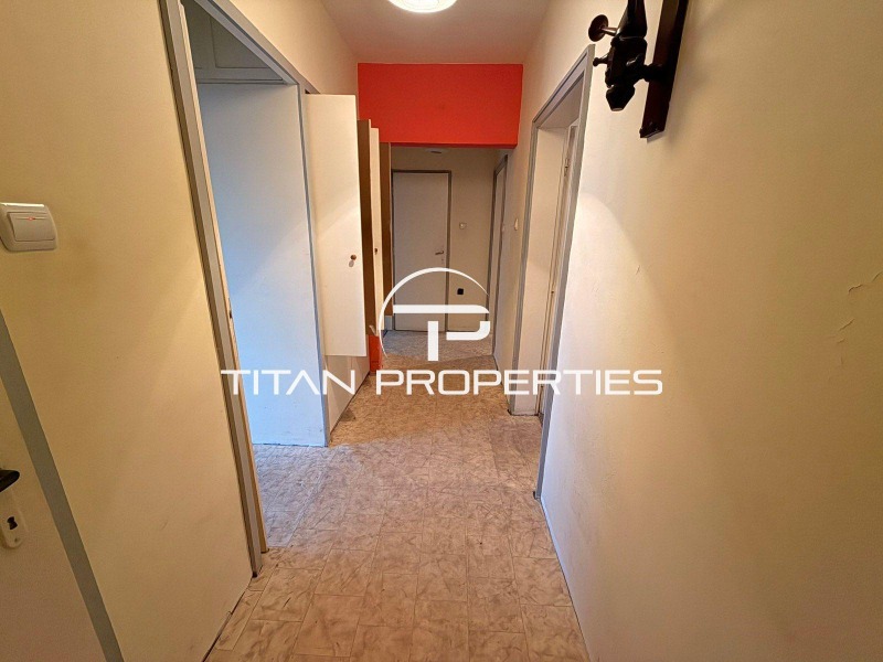 Продава 3-СТАЕН, гр. Бургас, Славейков, снимка 2 - Апартаменти - 52688036