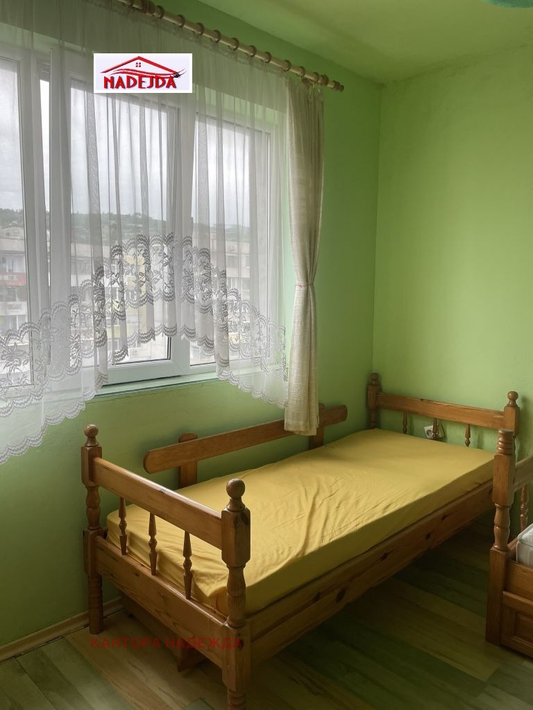 De vânzare  3 dormitoare Varna , Vâzrajdane 2 , 100 mp | 51060980 - imagine [7]