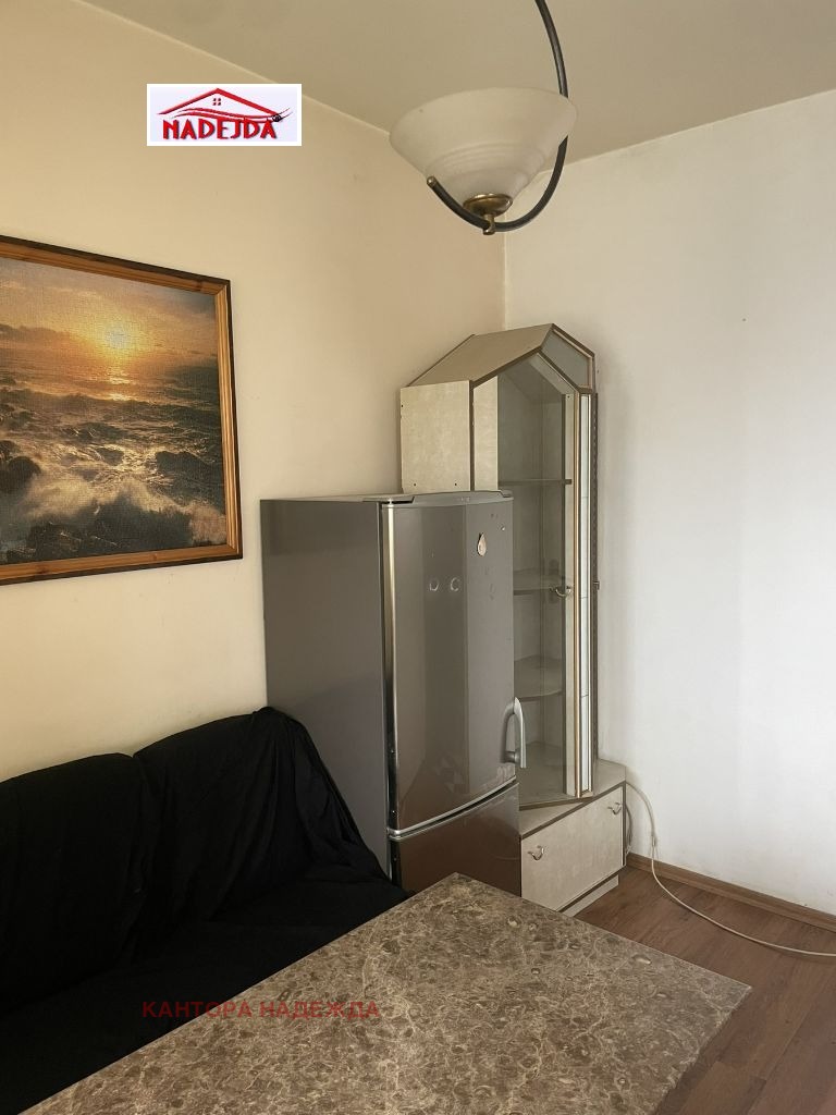 De vânzare  3 dormitoare Varna , Vâzrajdane 2 , 100 mp | 51060980 - imagine [15]