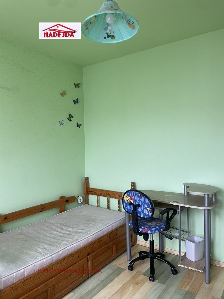 De vânzare  3 dormitoare Varna , Vâzrajdane 2 , 100 mp | 51060980 - imagine [6]