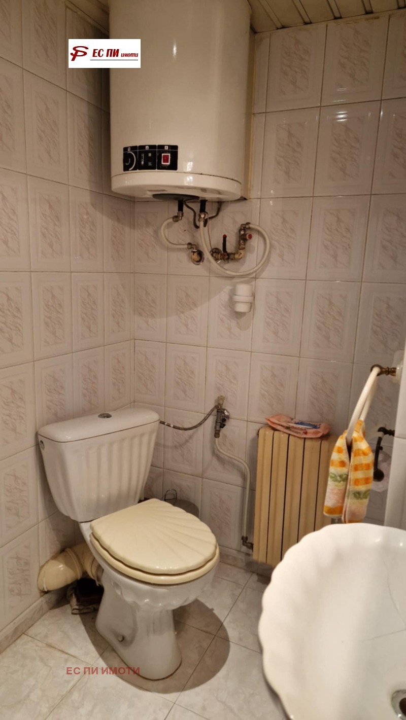 Продава  Многостаен град Русе , Дружба 1 , 127 кв.м | 12193647 - изображение [11]