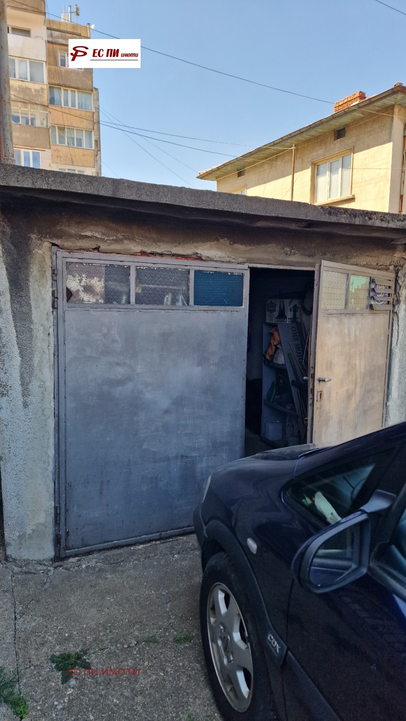 Продава  Многостаен град Русе , Дружба 1 , 127 кв.м | 12193647 - изображение [13]