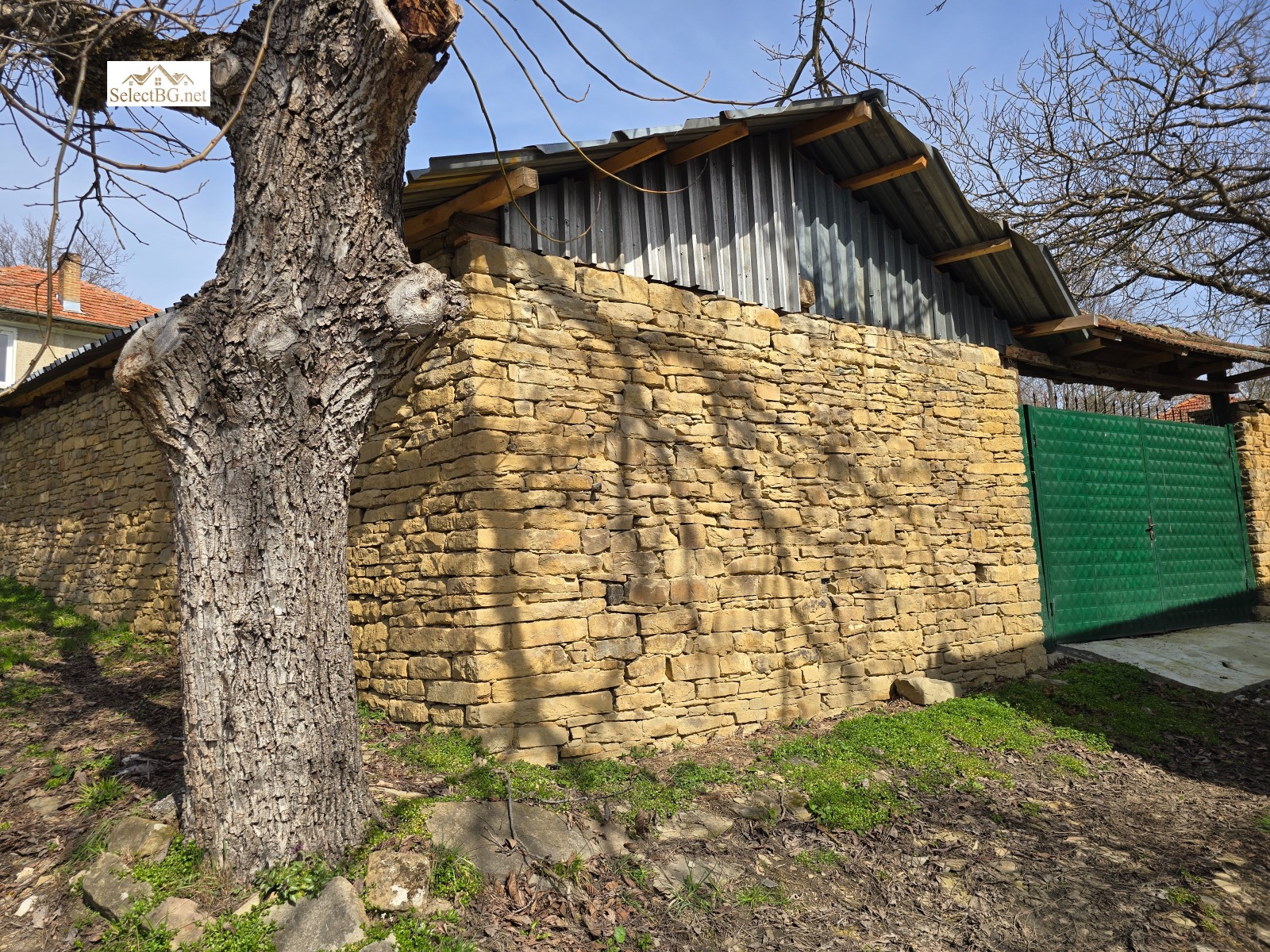 Продава КЪЩА, с. Косарка, област Габрово, снимка 2 - Къщи - 53859378