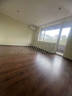 2 bedroom m-t Alen mak, Varna 8