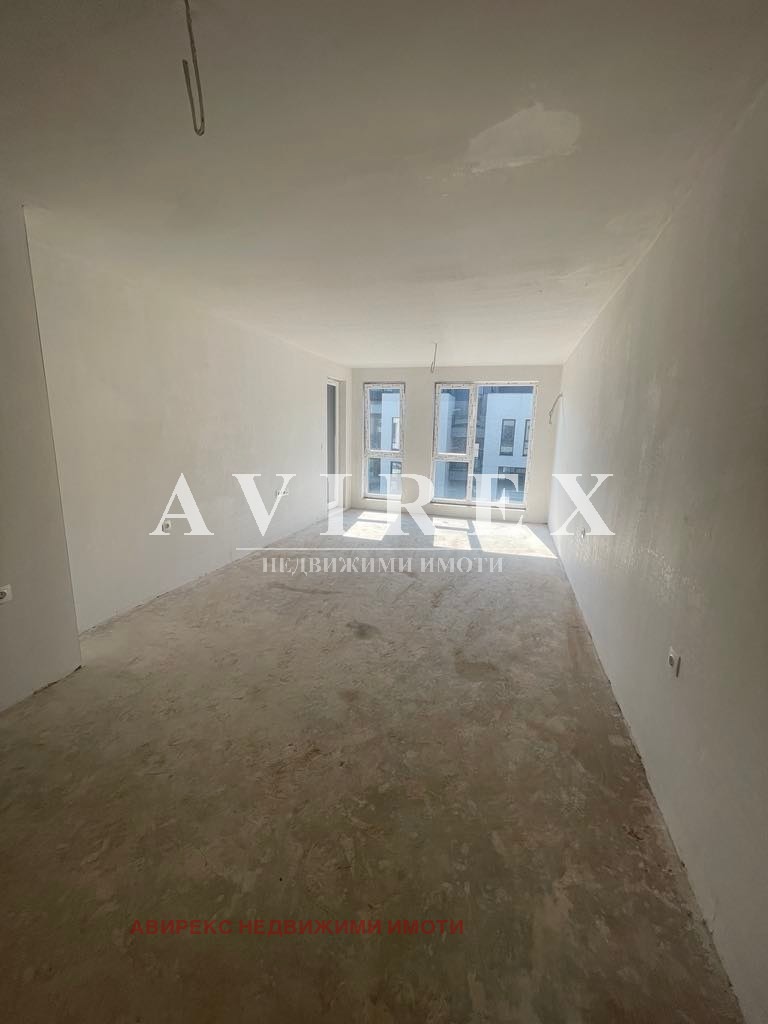 En venta  1 dormitorio Plovdiv , Ostromila , 69 metros cuadrados | 55015018