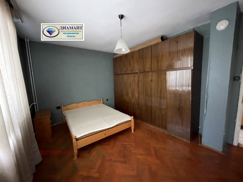 Eladó  2 hálószobás Ruse , Centar , 90 négyzetméter | 38977205 - kép [6]