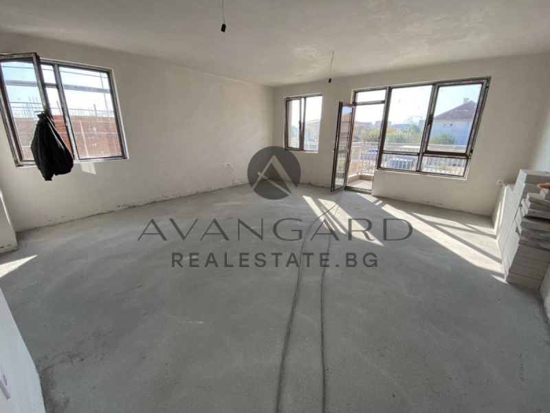 Продава 3-СТАЕН, град Пловдив, Остромила • 140999 € / 275770.07 лв. • 49025867 1