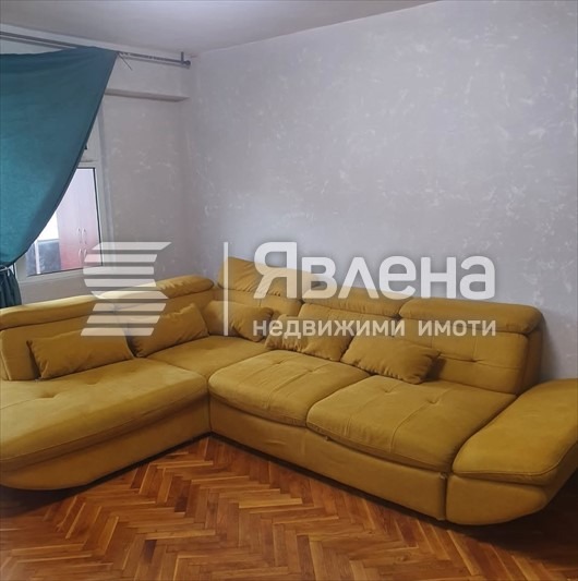 Продава 3-СТАЕН, гр. Бургас, Славейков, снимка 2 - Апартаменти - 54046500