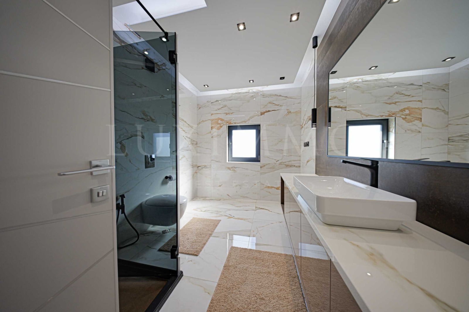 Продава КЪЩА, гр. София, в.з.Киноцентъра, снимка 11 - Къщи - 54132659