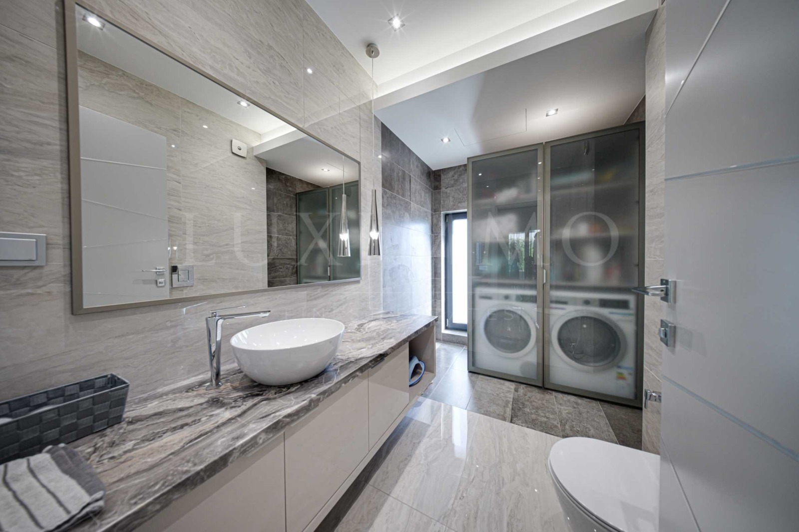 Продава КЪЩА, гр. София, в.з.Киноцентъра, снимка 15 - Къщи - 54132659