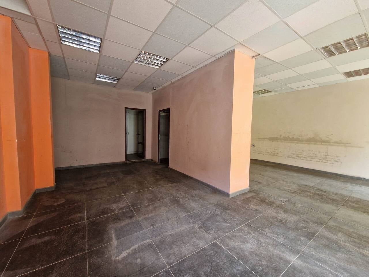 Продава МАГАЗИН, гр. Димитровград, област Хасково, снимка 4 - Магазини - 54423498