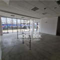 Продава МАГАЗИН, град Варна, Владислав Варненчик 1 • 455000 € / 889902.65 лв. • 41051002 5