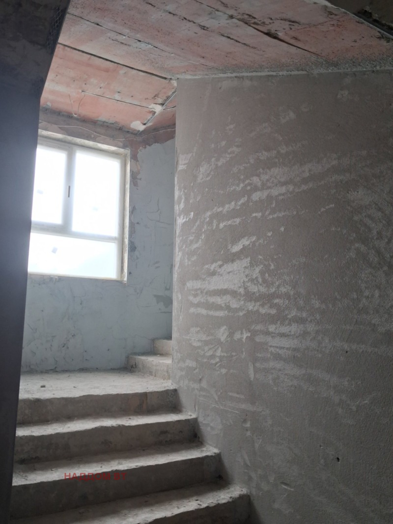 Продава  2-стаен град Велико Търново , Бузлуджа , 68 кв.м | 72859773 - изображение [5]