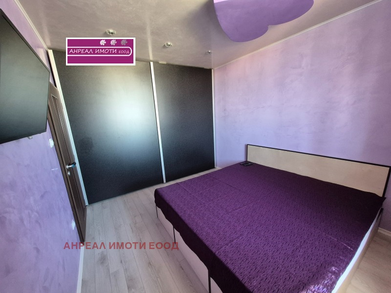 Til salgs  1 soverom Sofia , Slatina , 70 kvm | 67745020 - bilde [4]