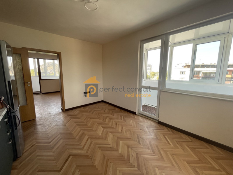 Продава 3-СТАЕН, гр. Пловдив, Въстанически, снимка 2 - Aпартаменти - 47002964