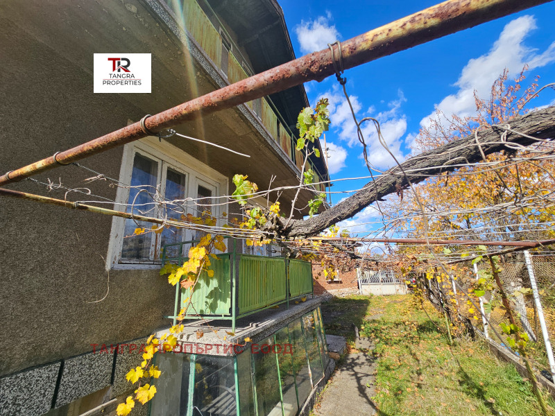 Продава ВИЛА, с. Долни Раковец, област Перник, снимка 3 - Вили - 52181550