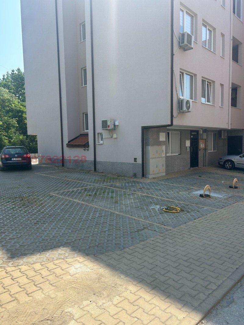 Продава  Паркомясто град Варна , Цветен квартал , 12 кв.м | 10426665