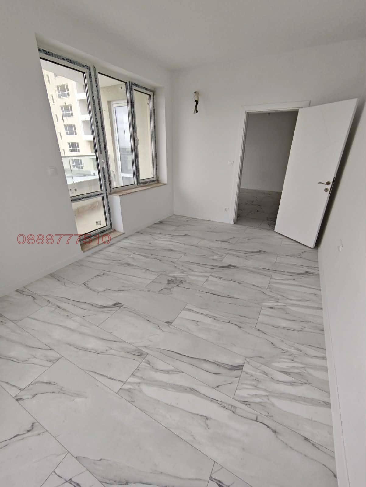 Продава 2-СТАЕН, гр. Бургас, Славейков, снимка 2 - Апартаменти - 54031467