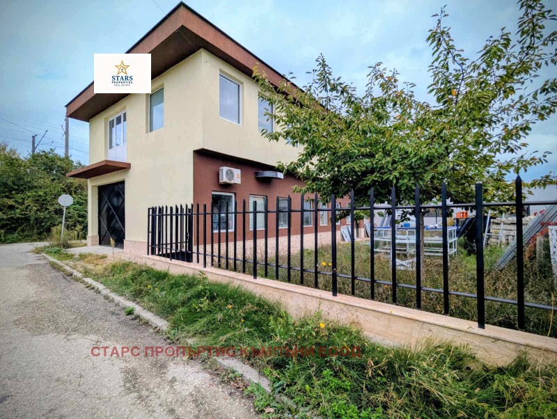 Продава КЪЩА в град Варна, с. Казашко - 360 кв.м / 435 000 € » 850 786.05 лв., СТАРС ПРОПЪРТИС КЪМПЪНИ ЕООД