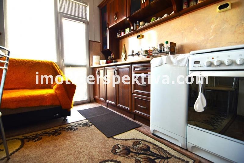 Продава 3-СТАЕН, гр. Пловдив, Кючук Париж, снимка 3 - Апартаменти - 54514850