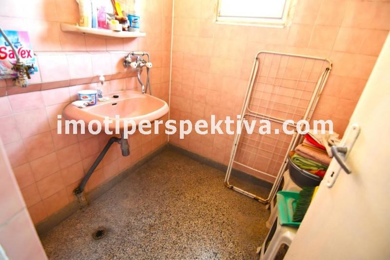 Продава 3-СТАЕН, гр. Пловдив, Кючук Париж, снимка 8 - Апартаменти - 54514850