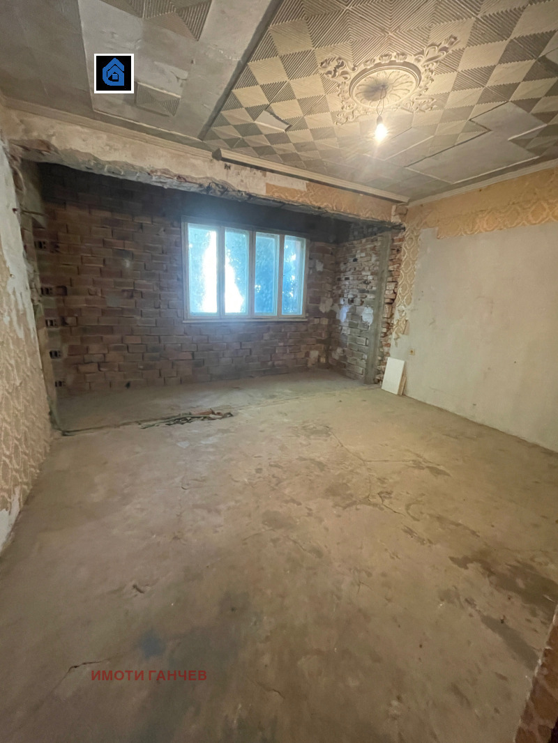 Продава  Къща град Стара Загора , Самара 2 , 370 кв.м | 20061712 - изображение [14]