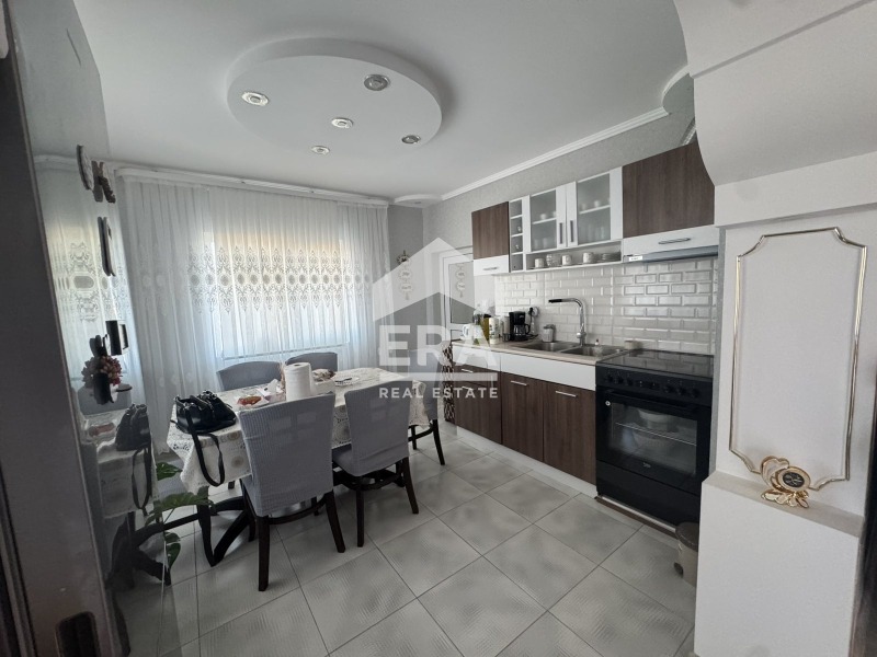 Продава КЪЩА, с. Зафирово, област Силистра, снимка 4 - Къщи - 56089150