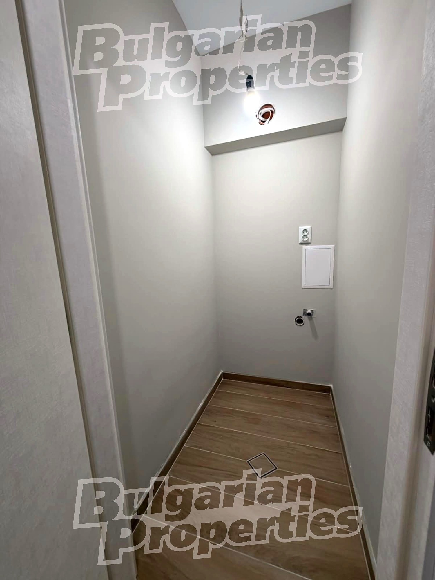 Продава 3-СТАЕН, гр. Варна, Център, снимка 8 - Апартаменти - 54945161