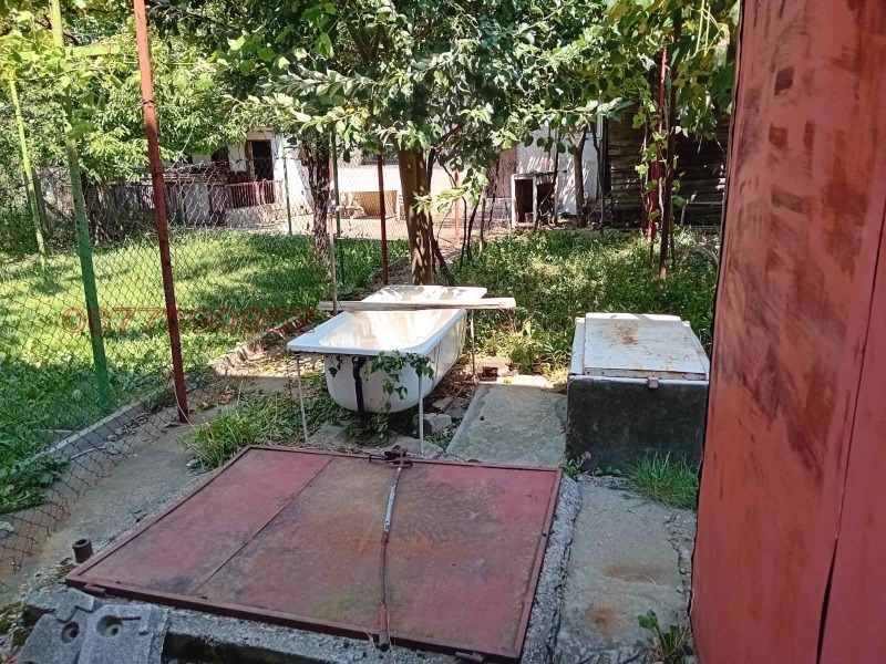 Продава ЕТАЖ ОТ КЪЩА, гр. Дупница, област Кюстендил, снимка 11 - Етаж от къща - 52782784