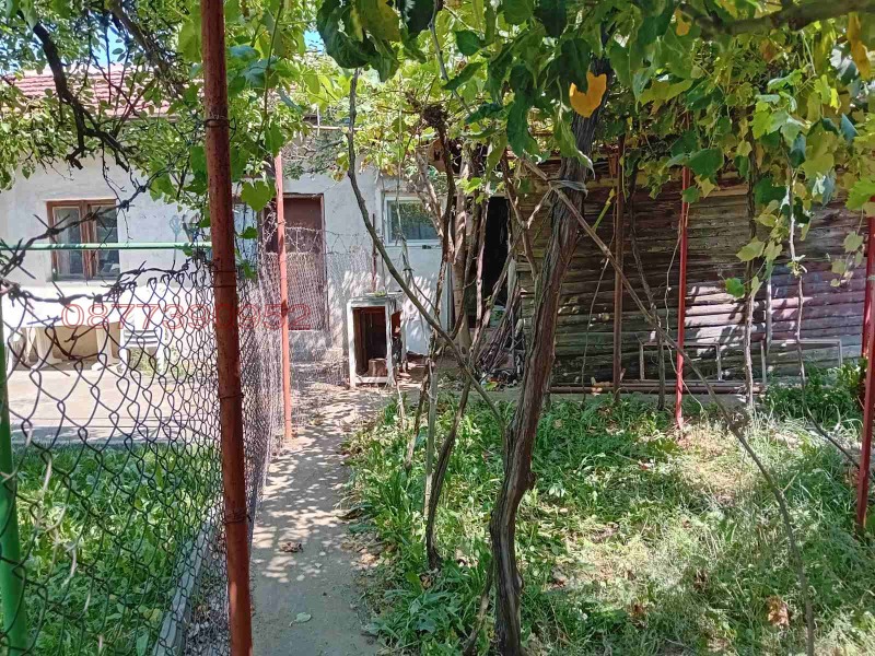 Продава ЕТАЖ ОТ КЪЩА, гр. Дупница, област Кюстендил, снимка 4 - Етаж от къща - 52782784