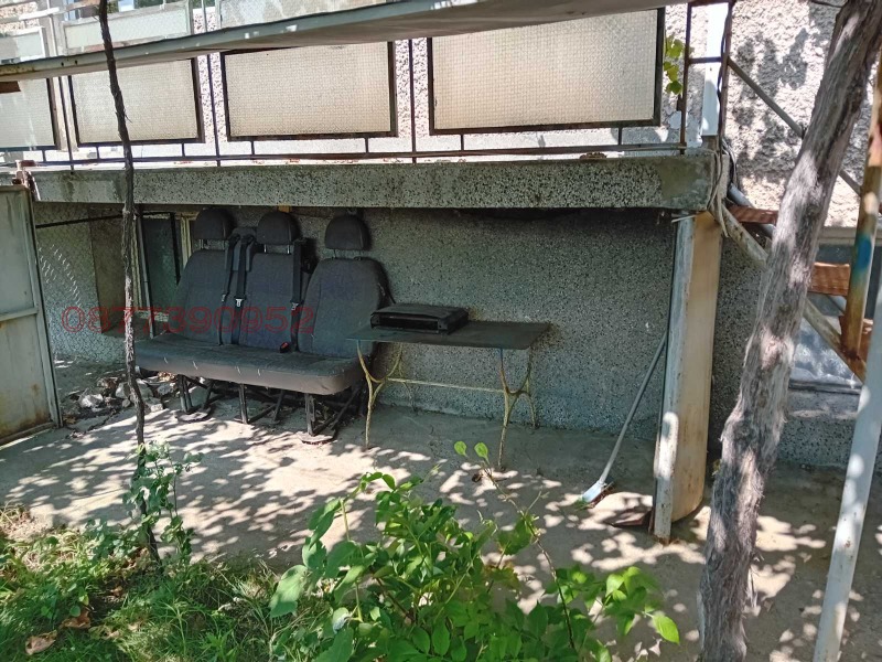 Продава ЕТАЖ ОТ КЪЩА, гр. Дупница, област Кюстендил, снимка 8 - Етаж от къща - 52782784