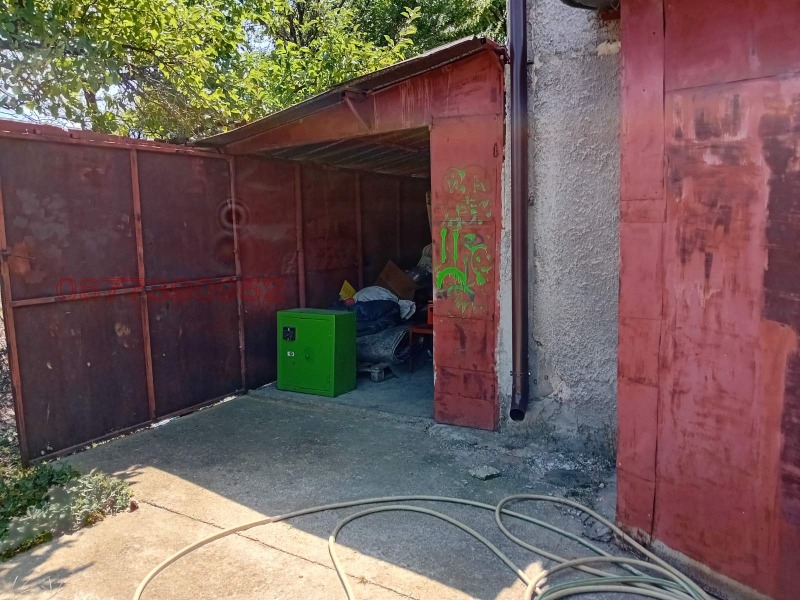 Продава ЕТАЖ ОТ КЪЩА, гр. Дупница, област Кюстендил, снимка 6 - Етаж от къща - 52782784