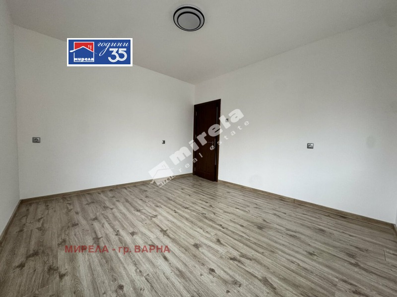 Продава ЕТАЖ ОТ КЪЩА, гр. Варна, Галата, снимка 5 - Етаж от къща - 53438563