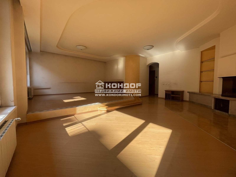 Til salg  Hus Plovdiv , Tsentar , 582 kvm | 23965825