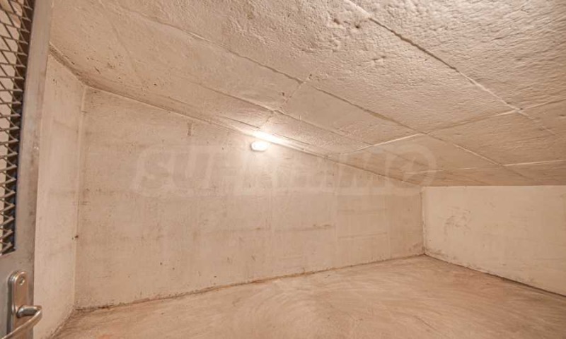 Продава ГАРАЖ, ПАРКОМЯСТО, гр. София, Център, снимка 11 - Гаражи и паркоместа - 53234741