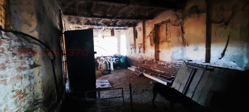 Продава ПРОМ. ПОМЕЩЕНИЕ, с. Юделник, област Русе, снимка 8 - Производствени сгради - 52780531