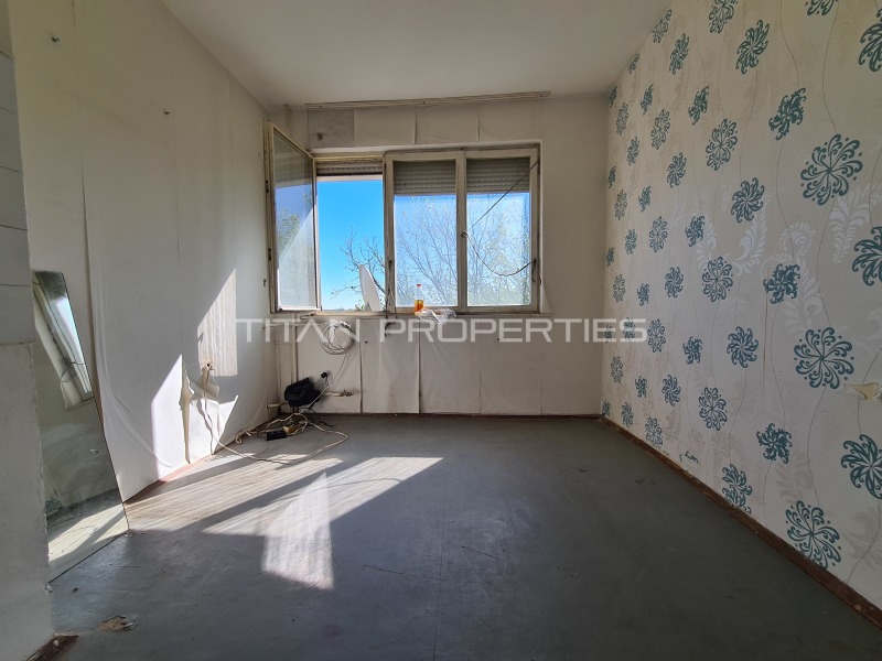 For Sale  1 bedroom Plovdiv , Hristo Smirnenski , 41 sq.m | 80024751 - image [2]