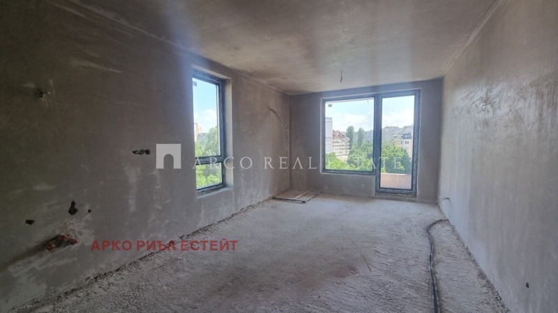 Til salgs  1 soverom Sofia , Slatina , 73 kvm | 97864740