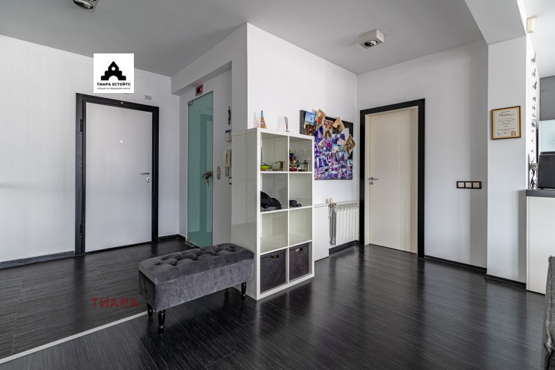 Продаја  3 спаваће собе Софија , Крастова вада , 243 м2 | 88064643 - слика [16]